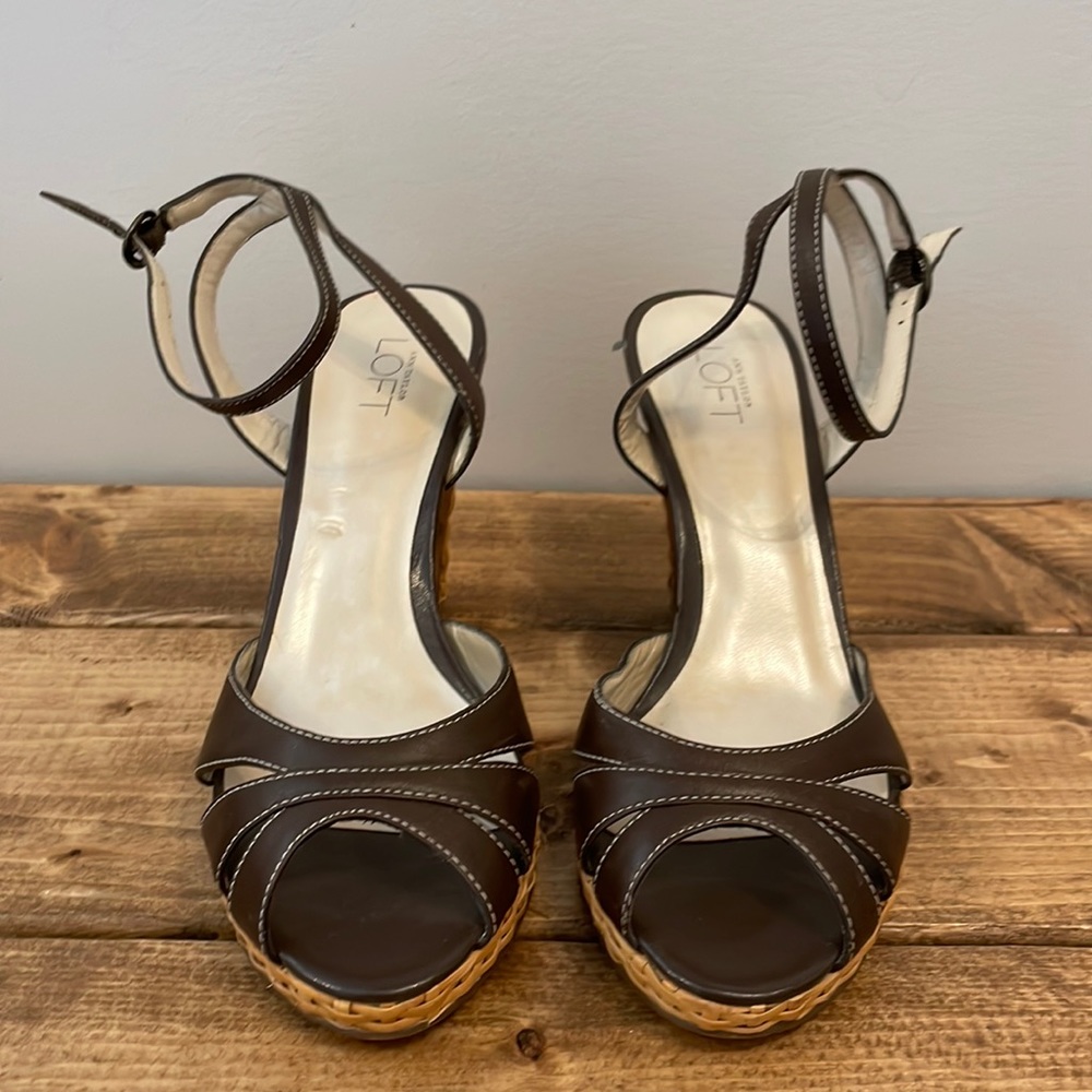 Ann Taylor Loft Heels Size 6 Brown Sandals Platform Shoes Woven details